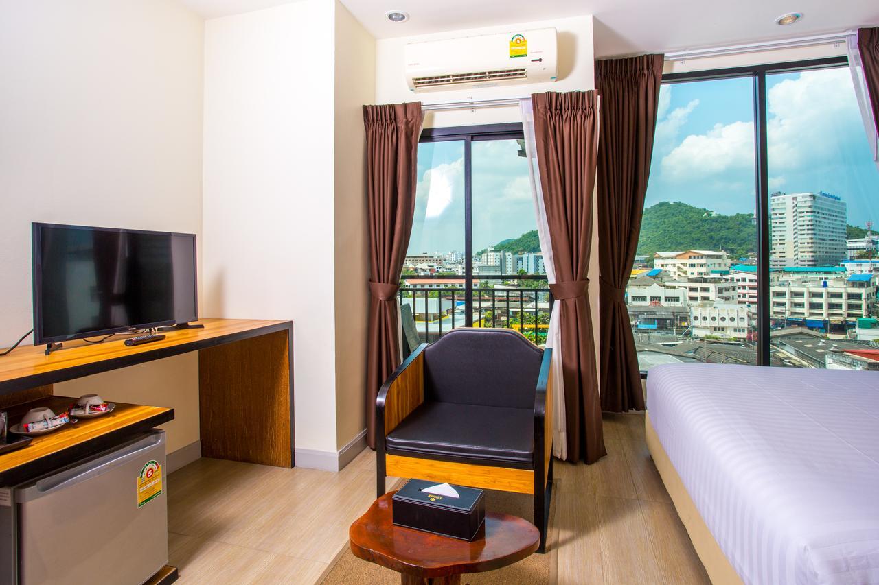 Triple B Boutique Residence Si Racha Exterior foto