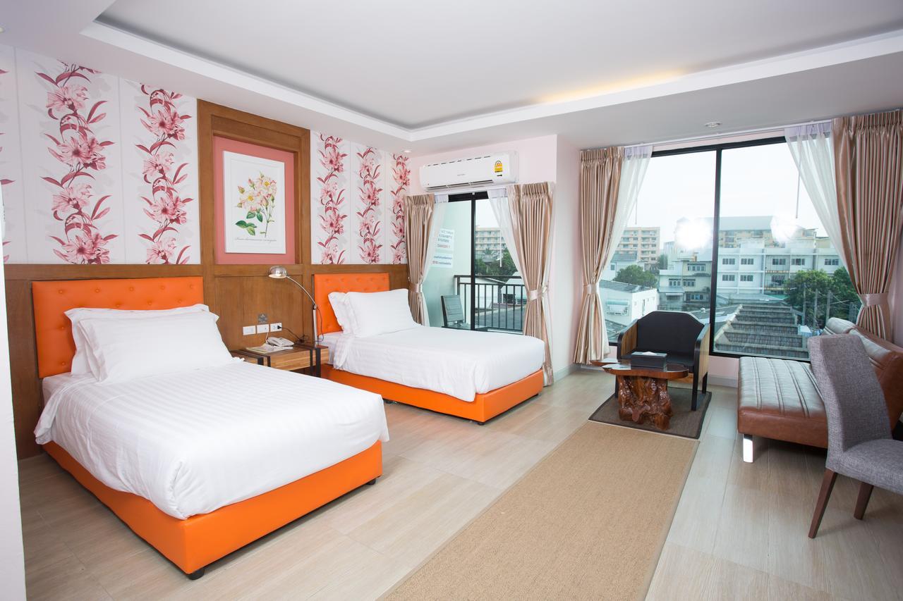 Triple B Boutique Residence Si Racha Exterior foto